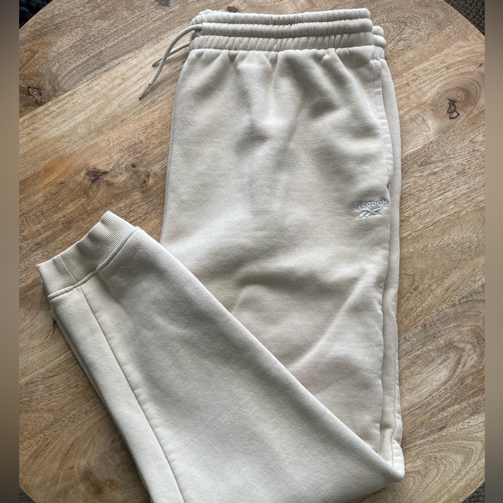 Reebok tan sweatpants size XXL